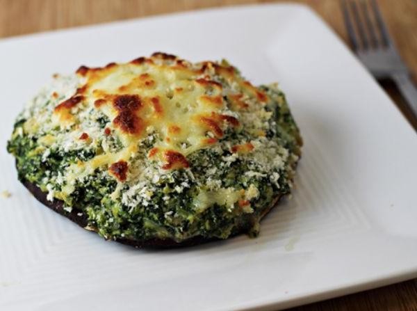 Keto Beef and Spinach Stuffed Portobello Mushrooms