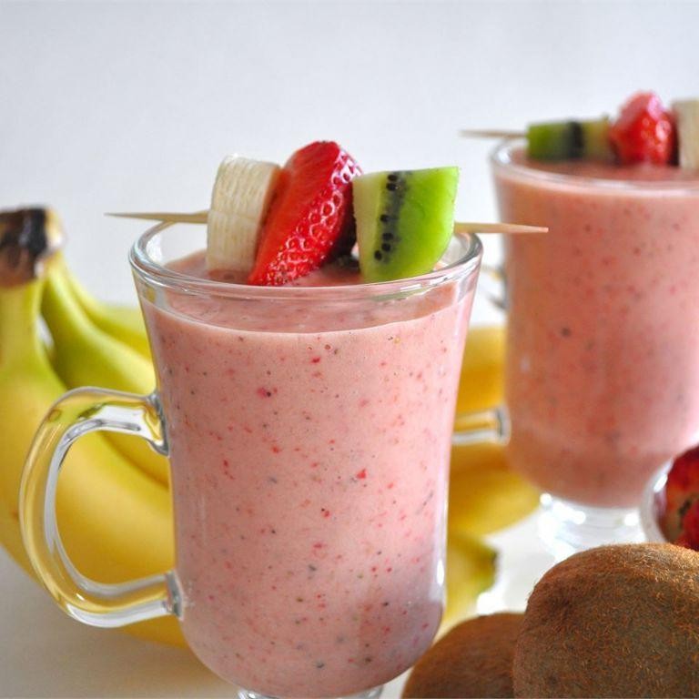 Kiwi and Strawberry Smoothie