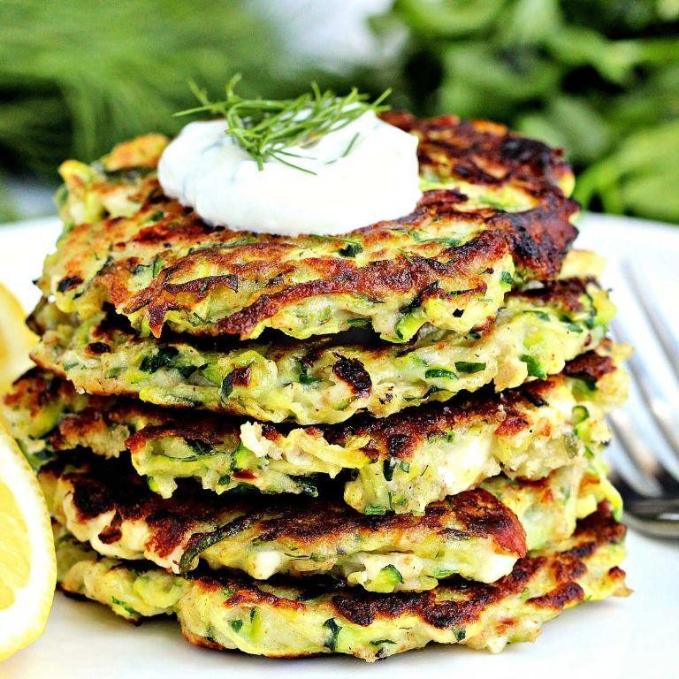 Kolokithokeftedes (Zucchini Fritters)