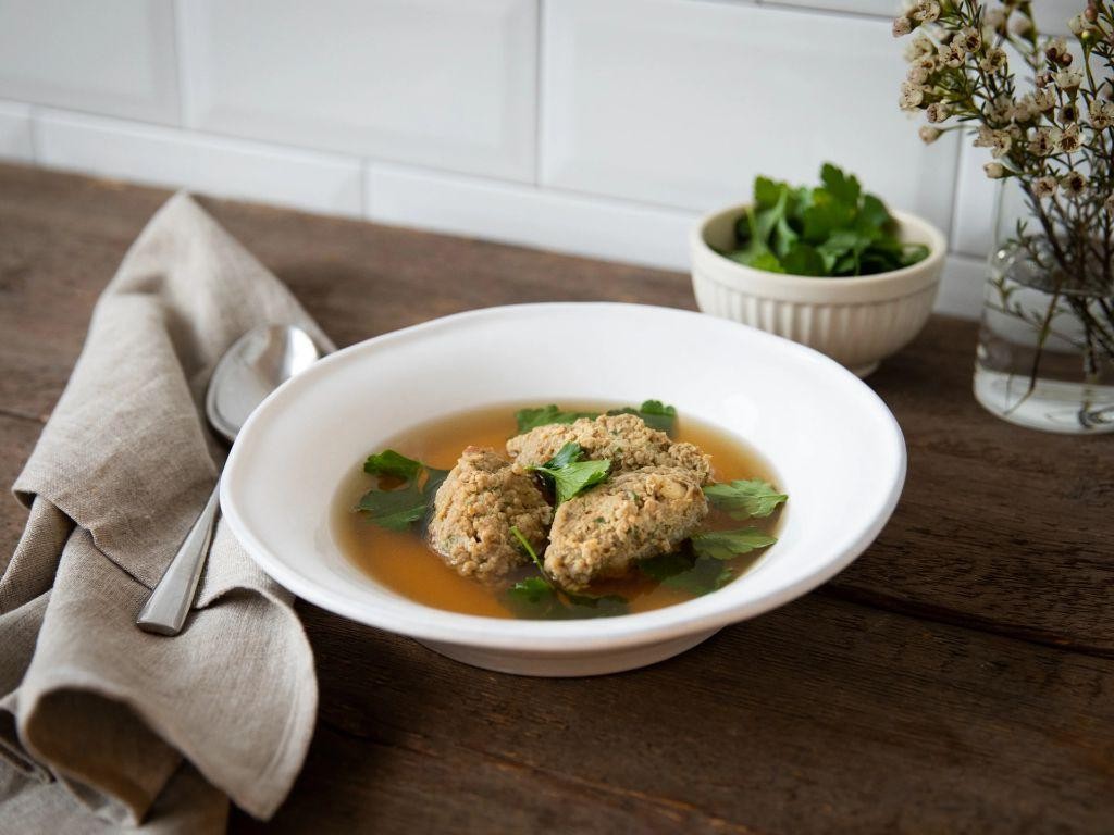 Leberknödelsuppe (Liver Dumpling Soup)