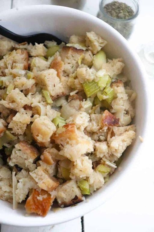 Leek and Thyme Stovetop Stuffing