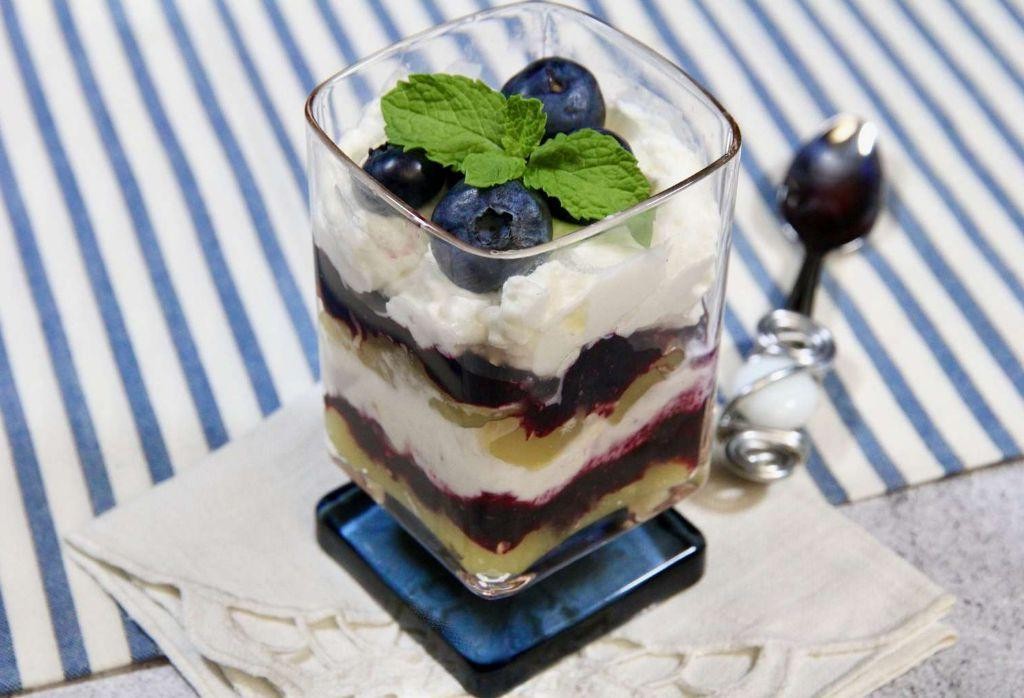 Lemon Blueberry Pudding Parfait