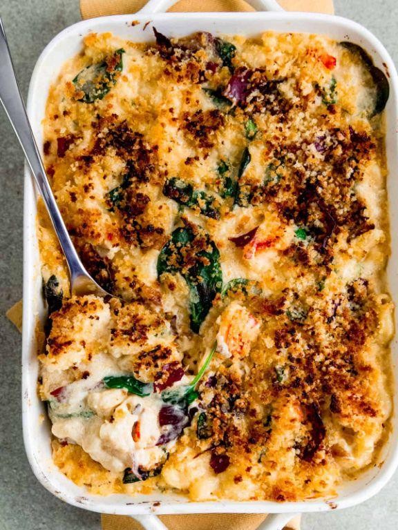 Lobster Mac and Cheese with Crispy Prosciutto