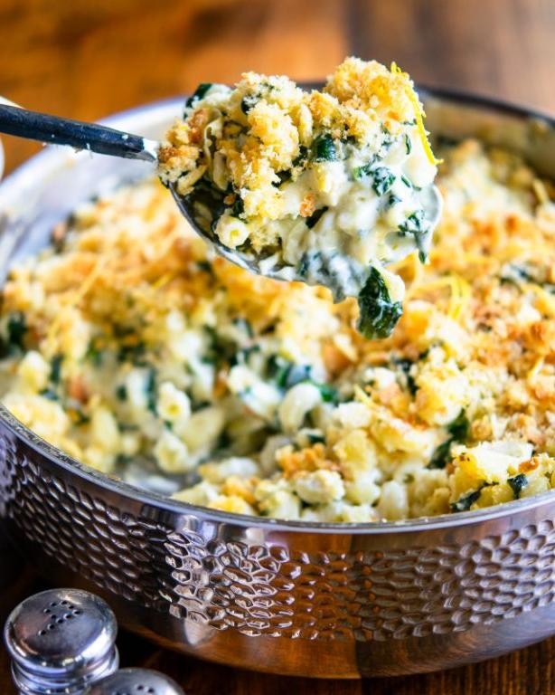 Lobster Mac and Cheese with Spinach and Artichokes