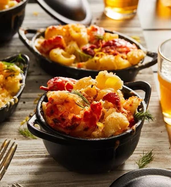 Lobster Mac and Cheese with Sun-Dried Tomatoes