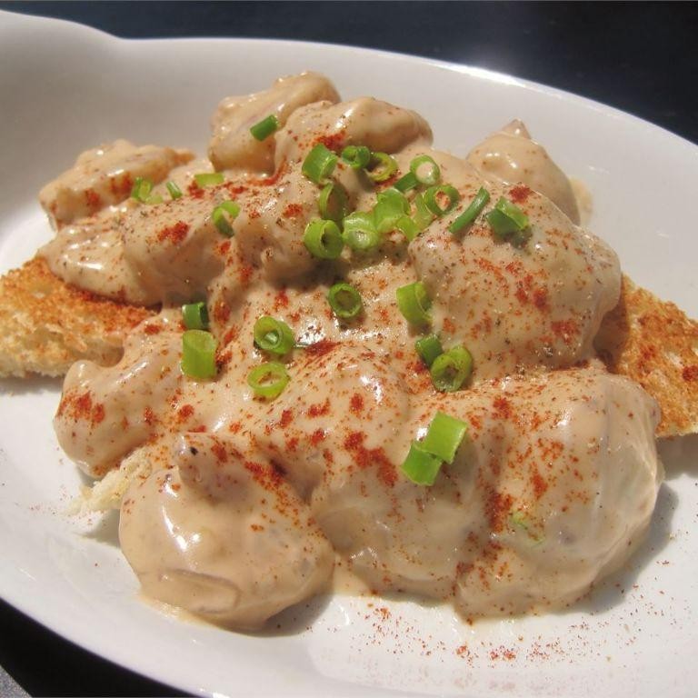 Lobster Newburg with Tarragon and White Wine