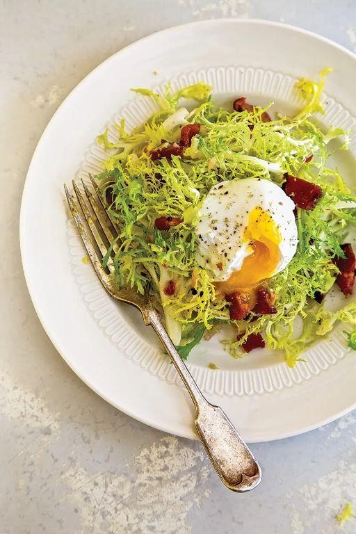 Lyonnaise Salad with Poached Egg and Bacon