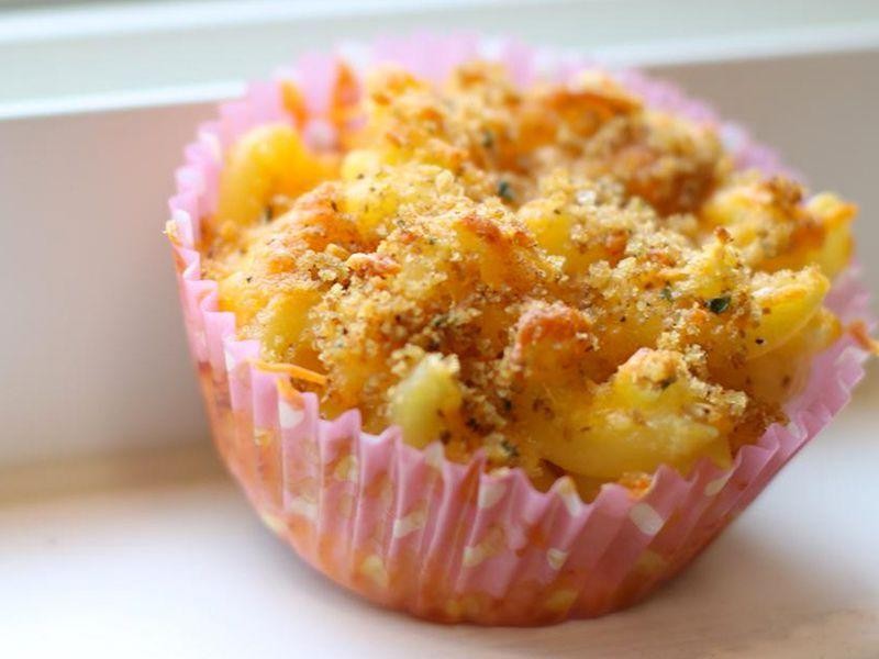 Mac and Cheese Muffins