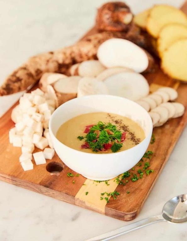 Malanga Puree with Roasted Garlic