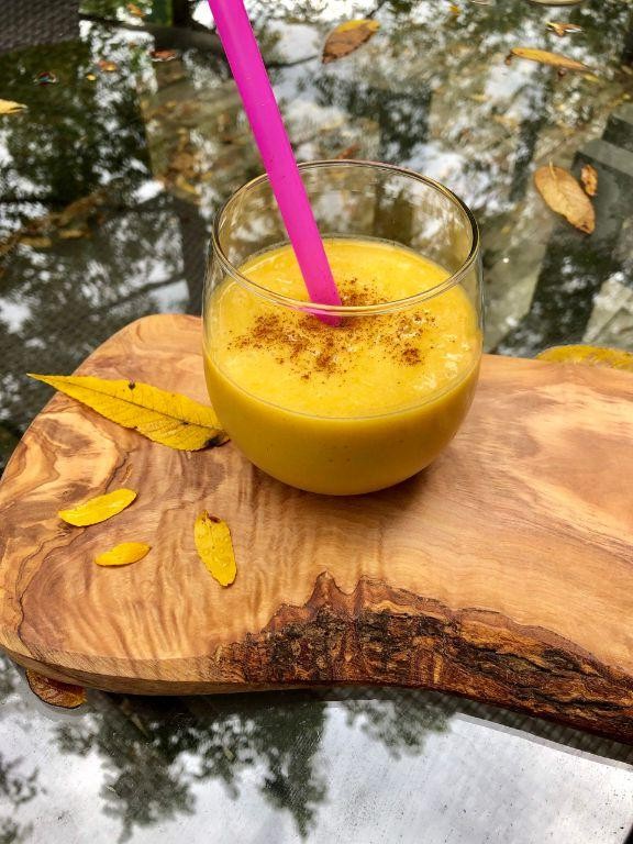 Mango Coconut Anti Inflammatory Smoothie