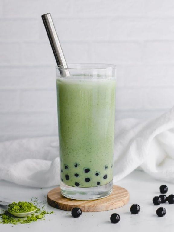 Matcha Tapioca Pearl Smoothie