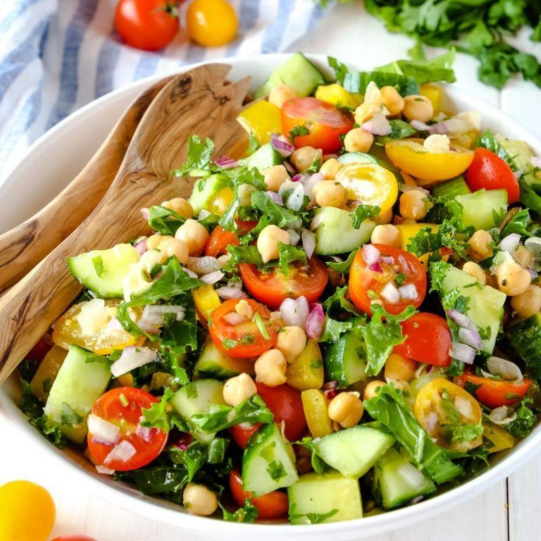 Mediterranean Chickpea Factor Salad