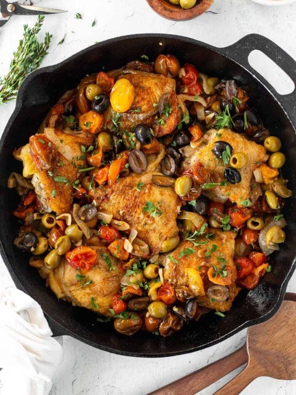 Mediterranean Style Chicken Drumsticks with Olives and Tomatoes