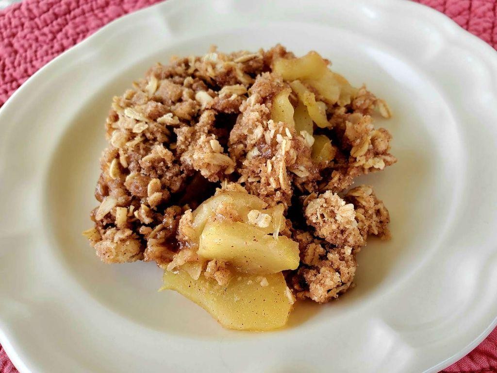 Microwave Apple Crisp