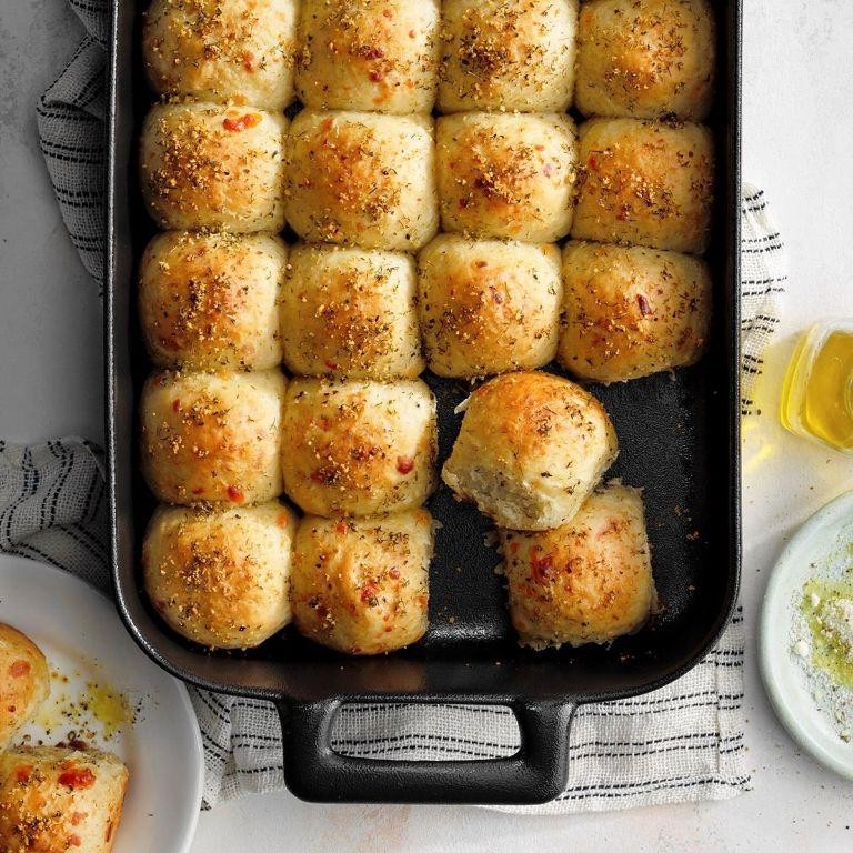 20 Fluffy Dinner Roll Recipes Perfect for Any Occasion
