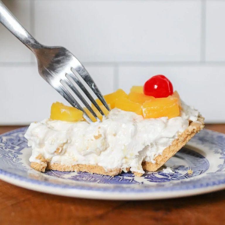 No-Bake Pineapple Graham Cracker Pie