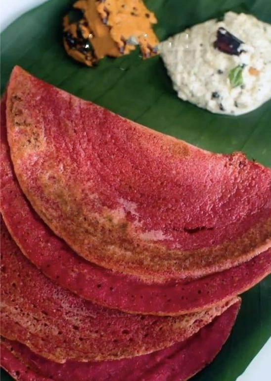 Oat and Beetroot Dosa with Yogurt Dip