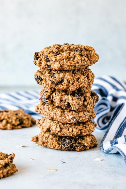 Oatmeal Raisin Low Fat Cookies