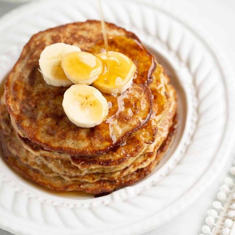 Oatmeal banana pancakes