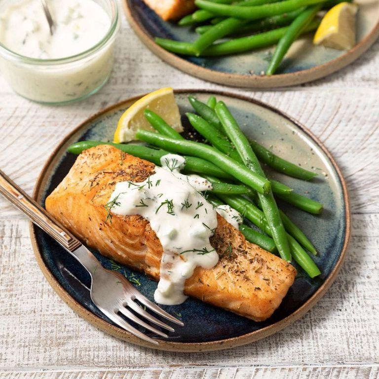 Pan Seared Salmon with Creamy Dill Sauce