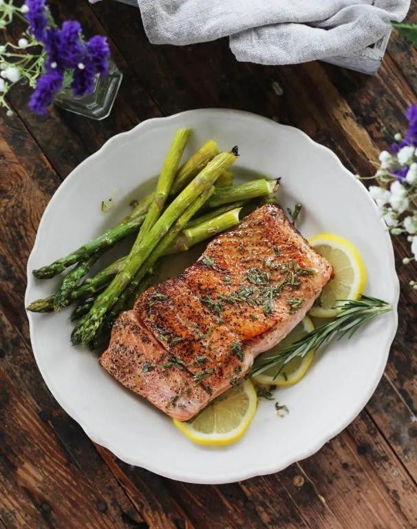 Pan Seared Salmon with Herb Butter