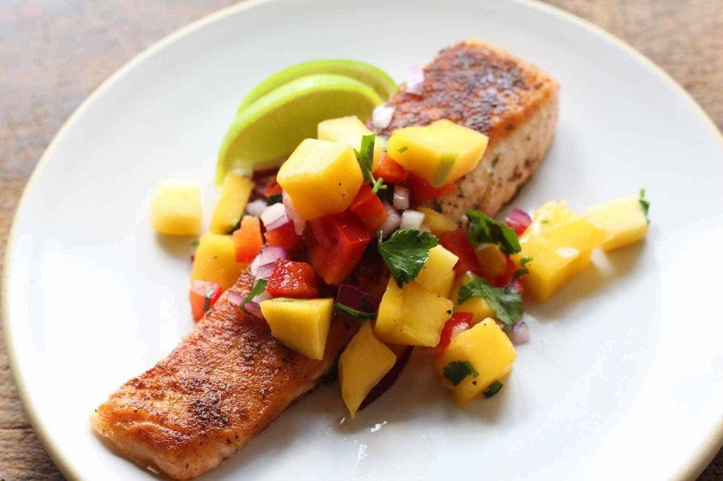 Pan Seared Salmon with Mango Salsa