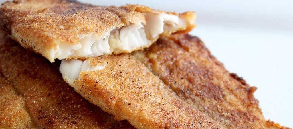 Pan-Fried Catfish with Spicy Sriracha Mayo