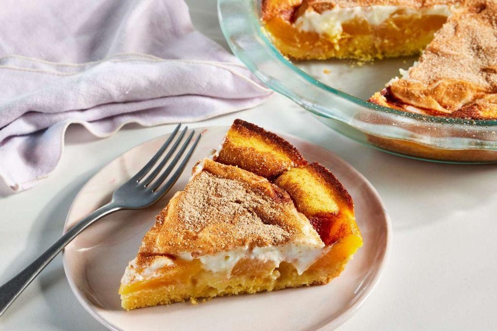 Peach Cream Pie with Cinnamon Dusting