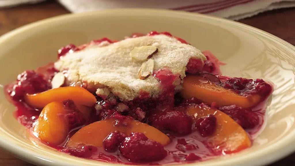 Peach Melba Cobbler