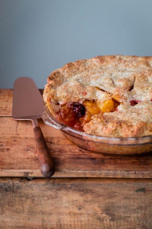 Peach and Blackberry Pie