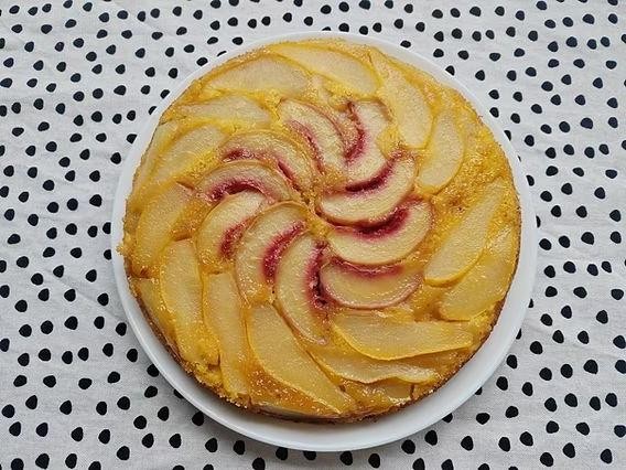 Peach and pear slices