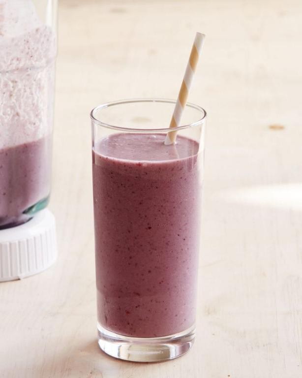Peanut Butter Berry Blast Smoothie