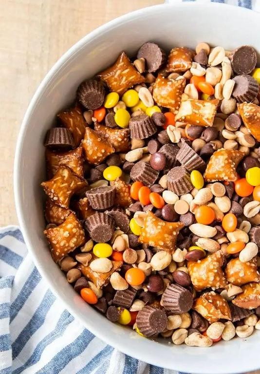 Peanut Butter Chip Trail Mix