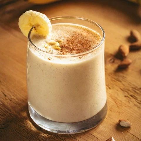 Peanut Butter Cinnamon Roll Smoothie