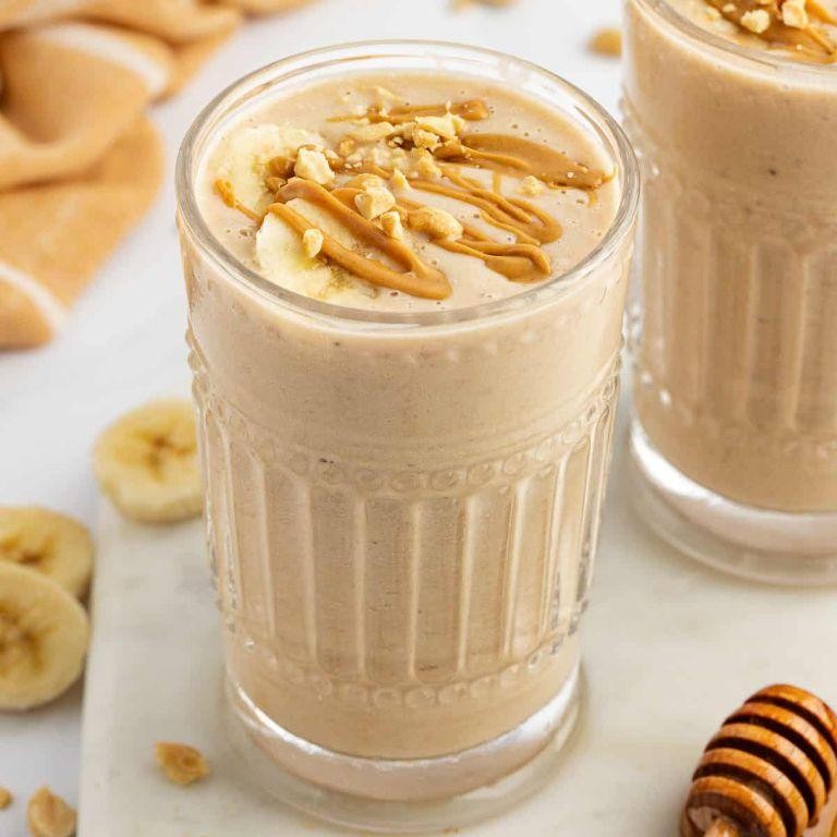Peanut Butter Honey Yogurt Smoothie