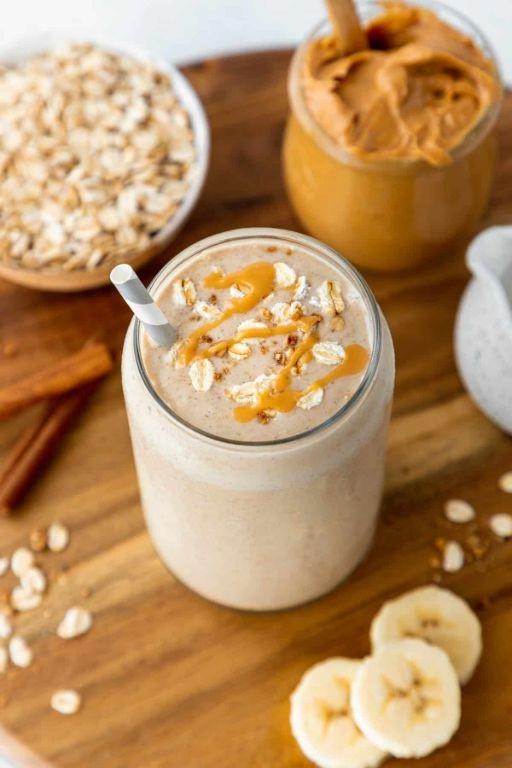 Peanut Butter Oatmeal Smoothie