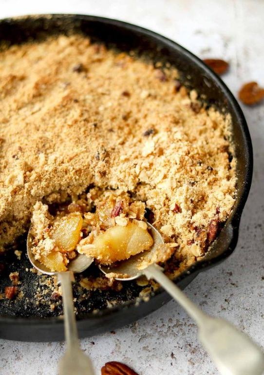 Pear and Ginger Crumble