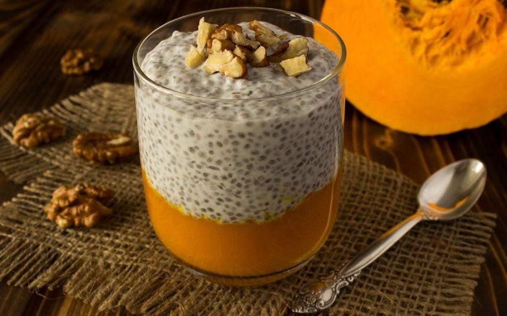 Pumpkin Spice Chia Pudding Bowl