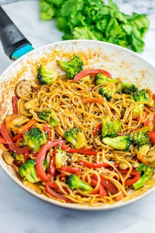 Quick Xpress Veggie Stir-Fry Noodles