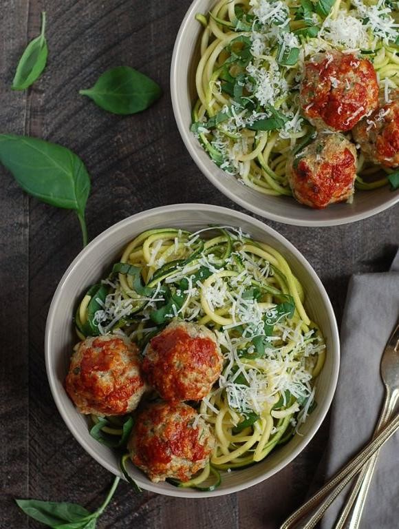 Quinoa Chicken Meatballs with Marinara