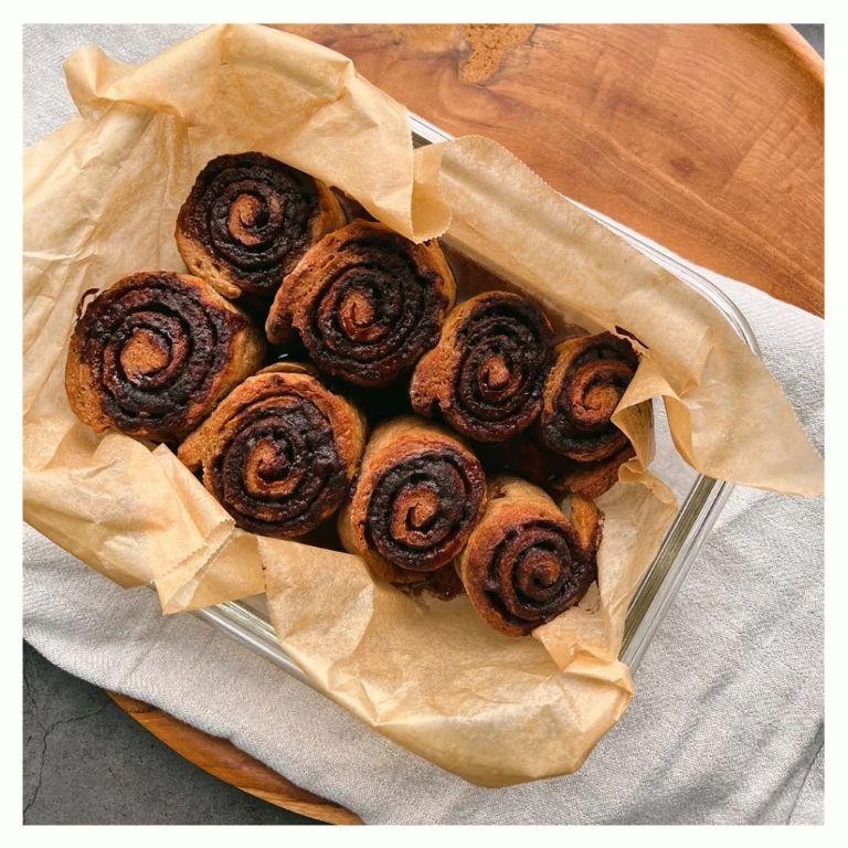 Quinoa Cinnamon Rolls