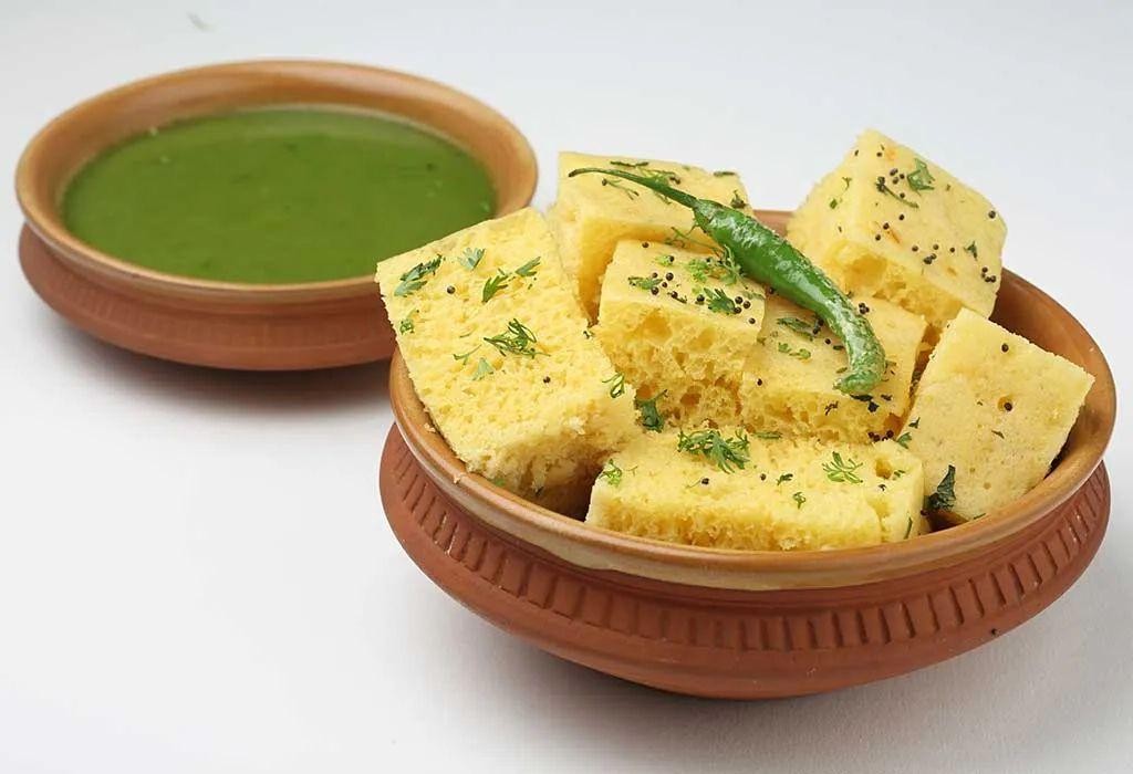 Rajgira Dhokla with Green Chutney