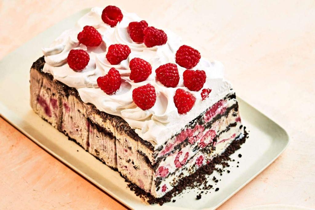 Raspberry White Chocolate Icebox Cake