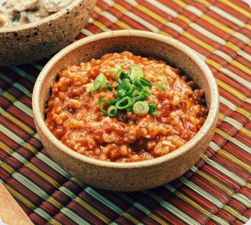 Red Rice Porridge with Ginger and Scallions