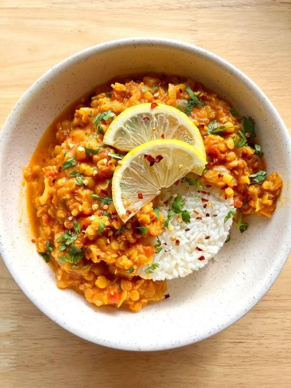 Red Rice and Lentil Curry with Coconut Milk