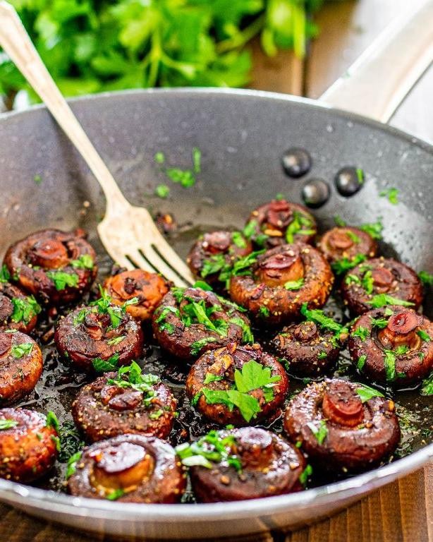 Red Wine Reduction Sautéed Mushrooms