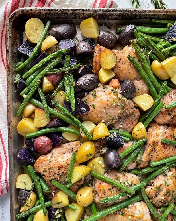 Roasted Chicken with Potatoes and Green Beans