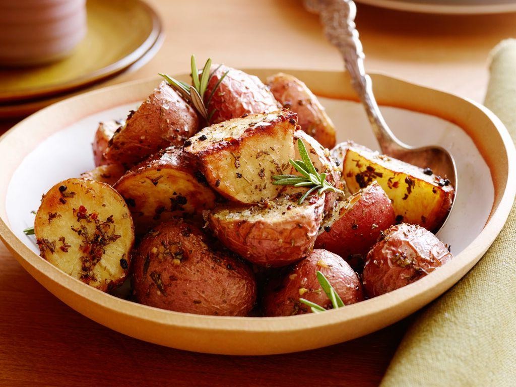 Roasted Red Potatoes with Rosemary and Garlic