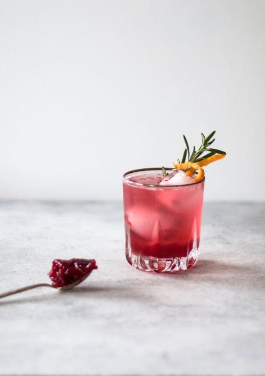 Rosemary Cranberry Vodka Smash