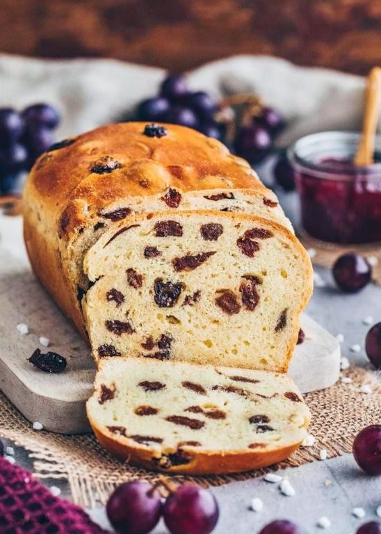 Rosinenbrot (Raisin Bread)